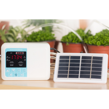 UTICA® Solar Powered Self Watering System